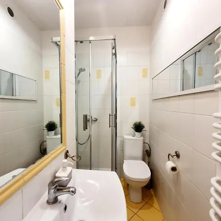아파트 Apartament Przy Plazy - Parkowa 44